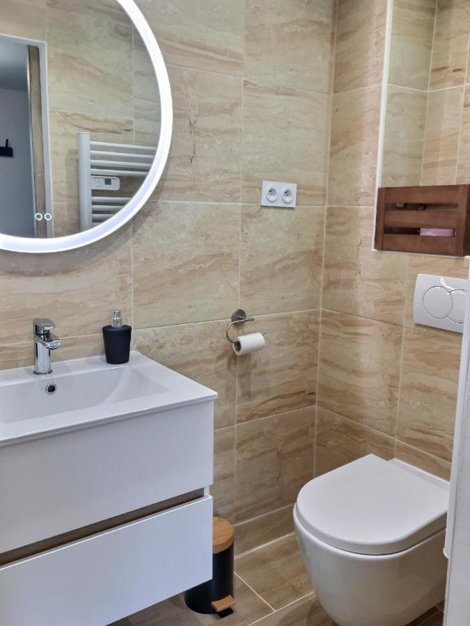 Bleu Lavande - Coquet Appartement Ambiance Village Istres Extérieur photo