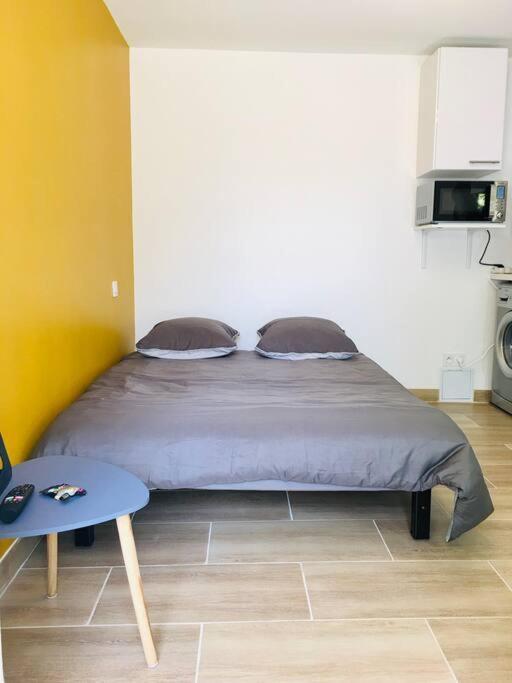 Bleu Lavande - Coquet Appartement Ambiance Village Istres Extérieur photo